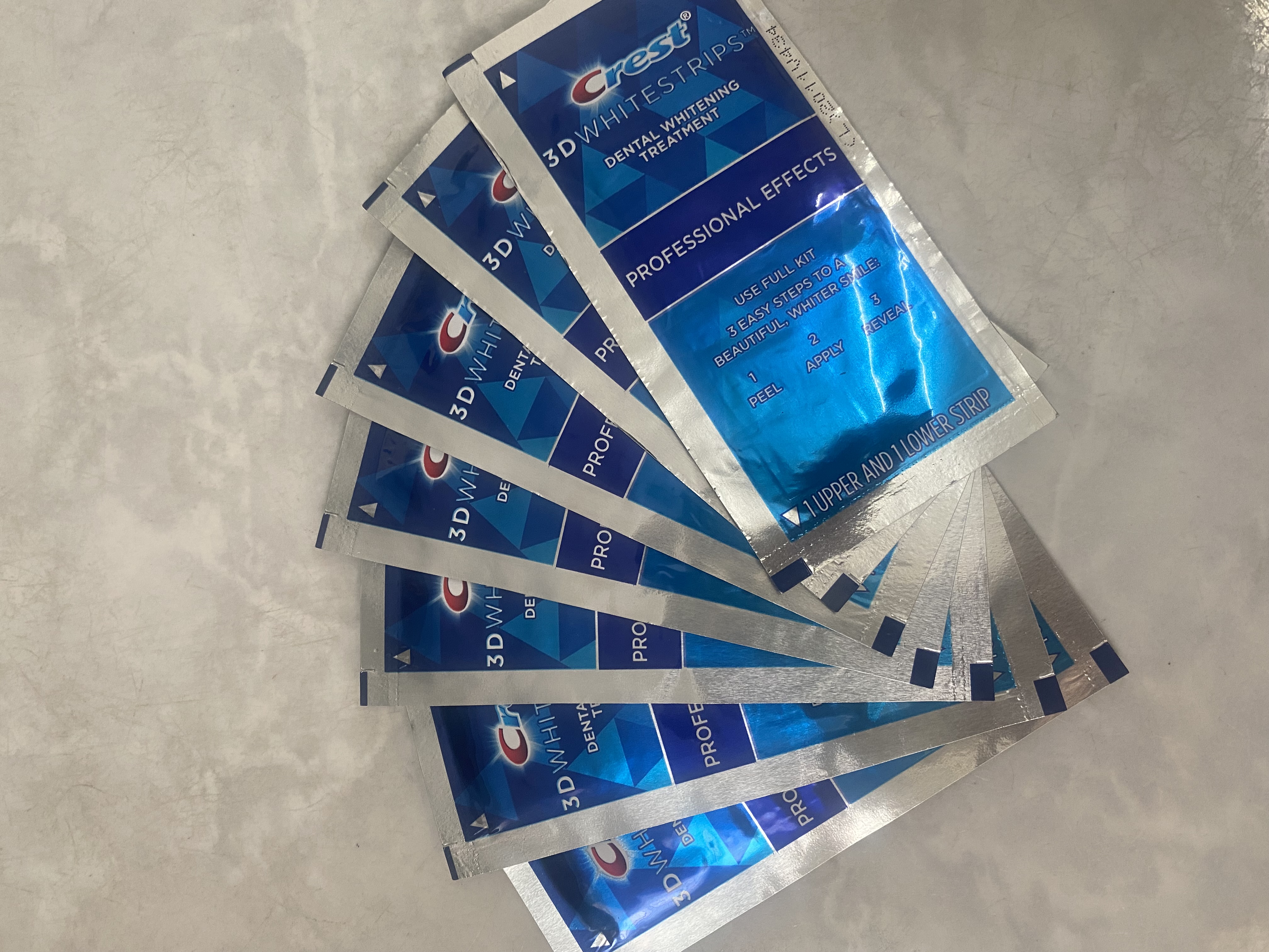 [ Liệu trình 7 gói] Miếng dán trắng răng tốt nhất crest 3D loại professional efects của Mỹ