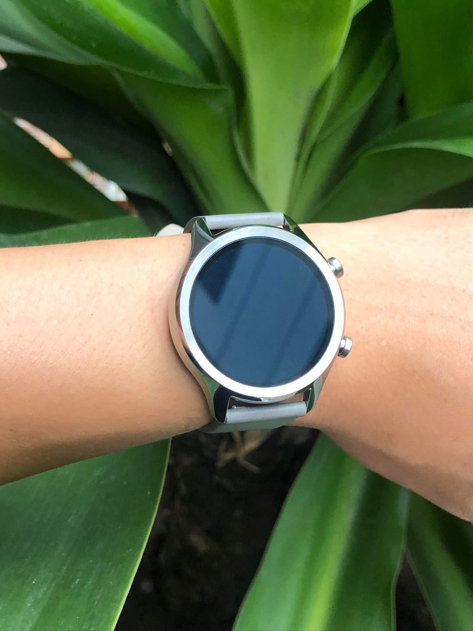 Đồng hồ thông minh Ticwatch C2 kiểu dáng đẹp