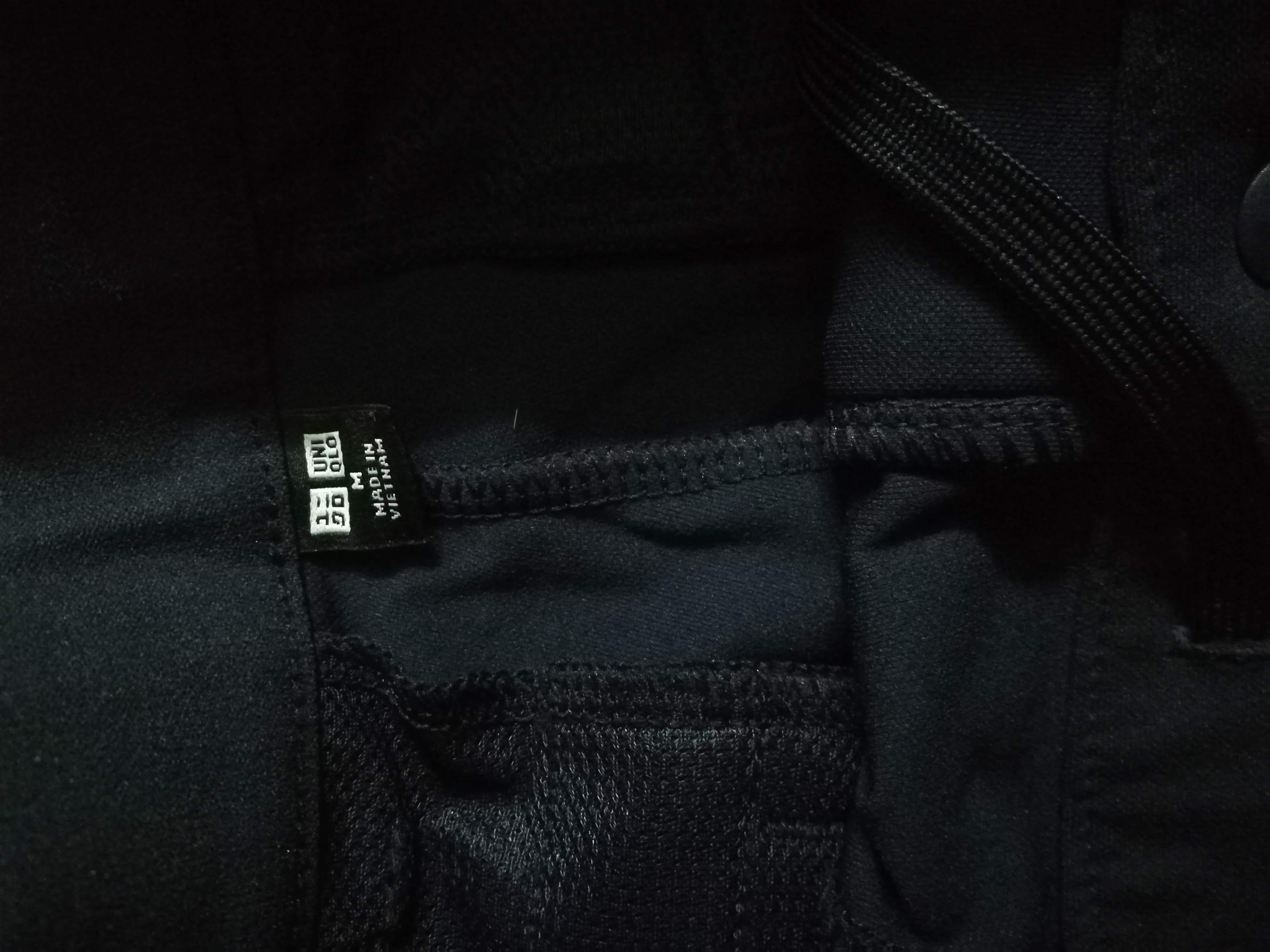 Quần nam Uniqlo ezy dài đến mắt cá