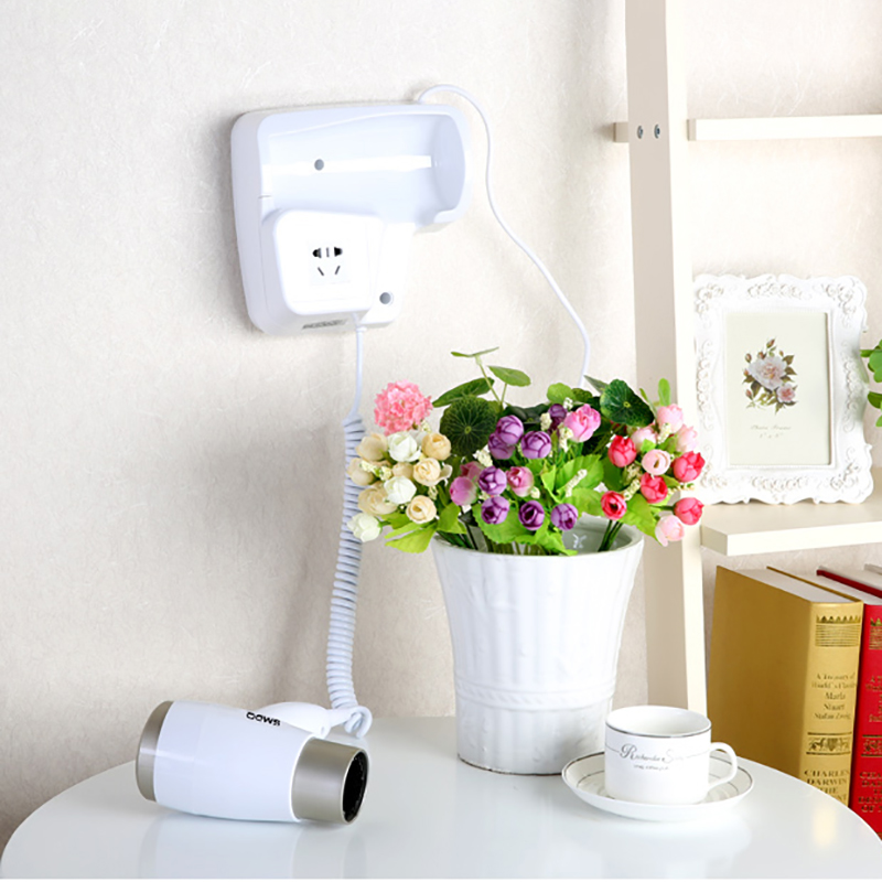 Máy sấy tóc treo tường tích hợp ổ cắm