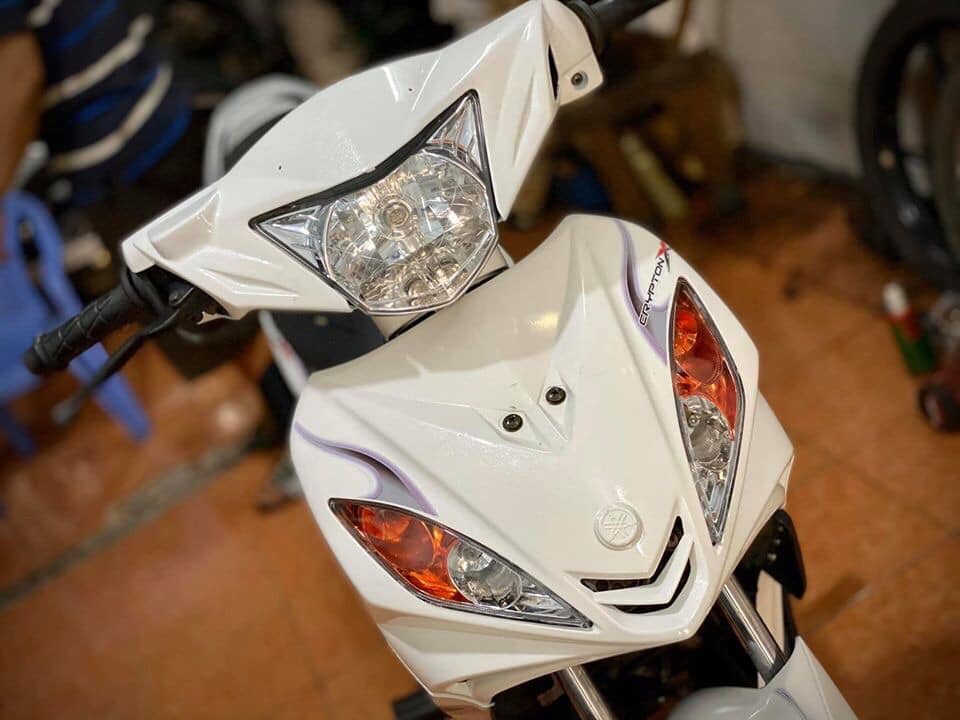 Tem rời ex 2010 Crypton lửa dán xe trắng