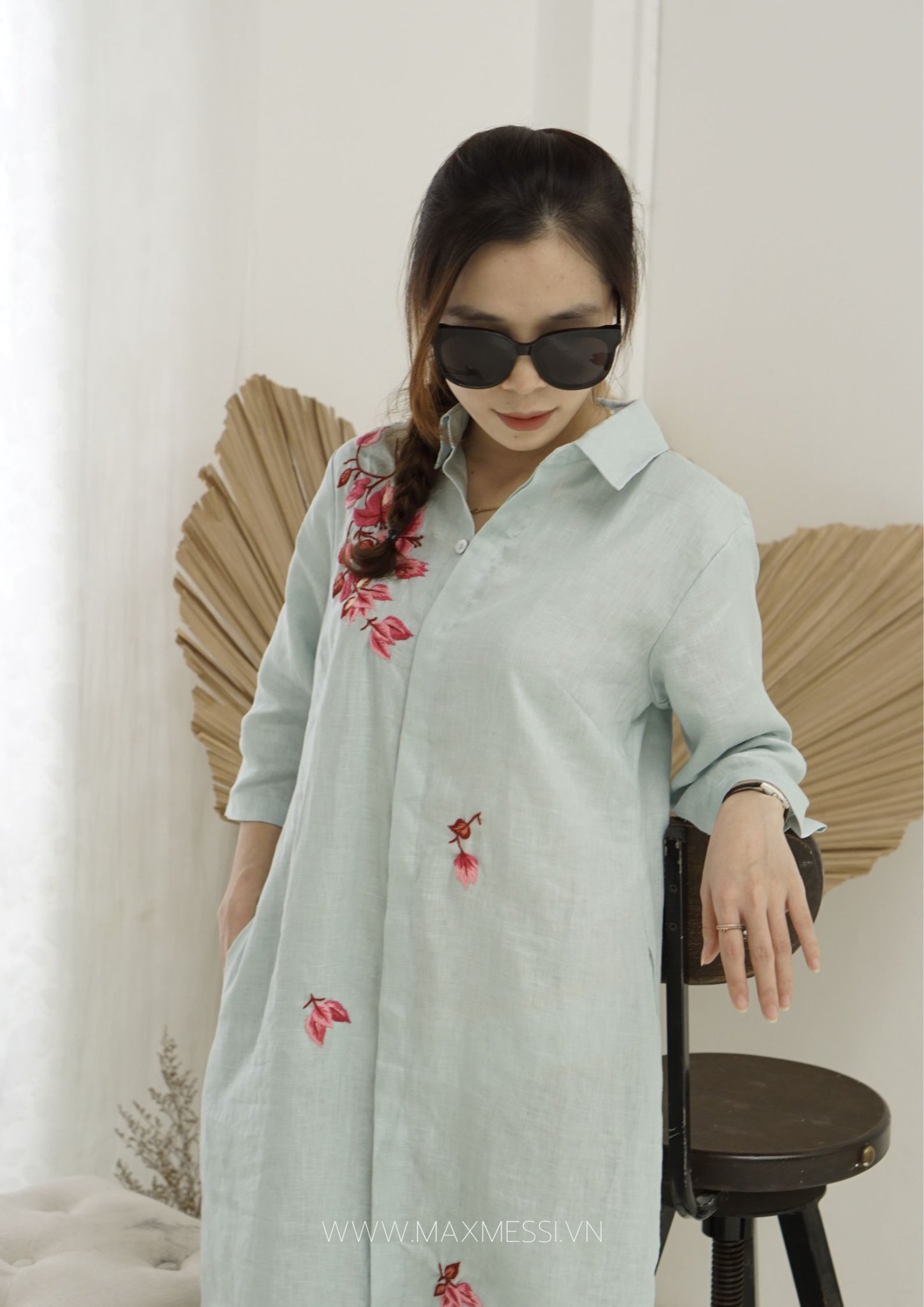 Đầm linen thêu tay ANGELA - MaxMessi