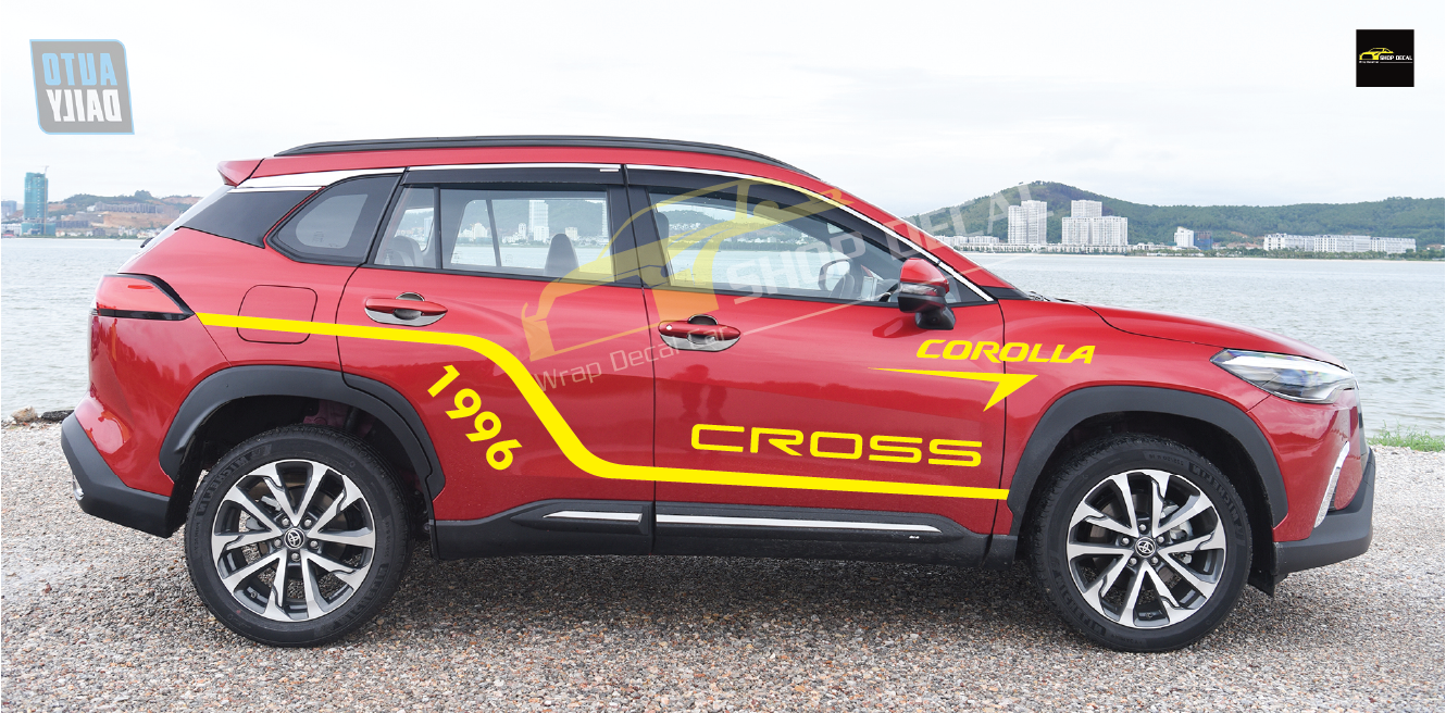 Tem xe Toyota Cross dán 2 bên sườn