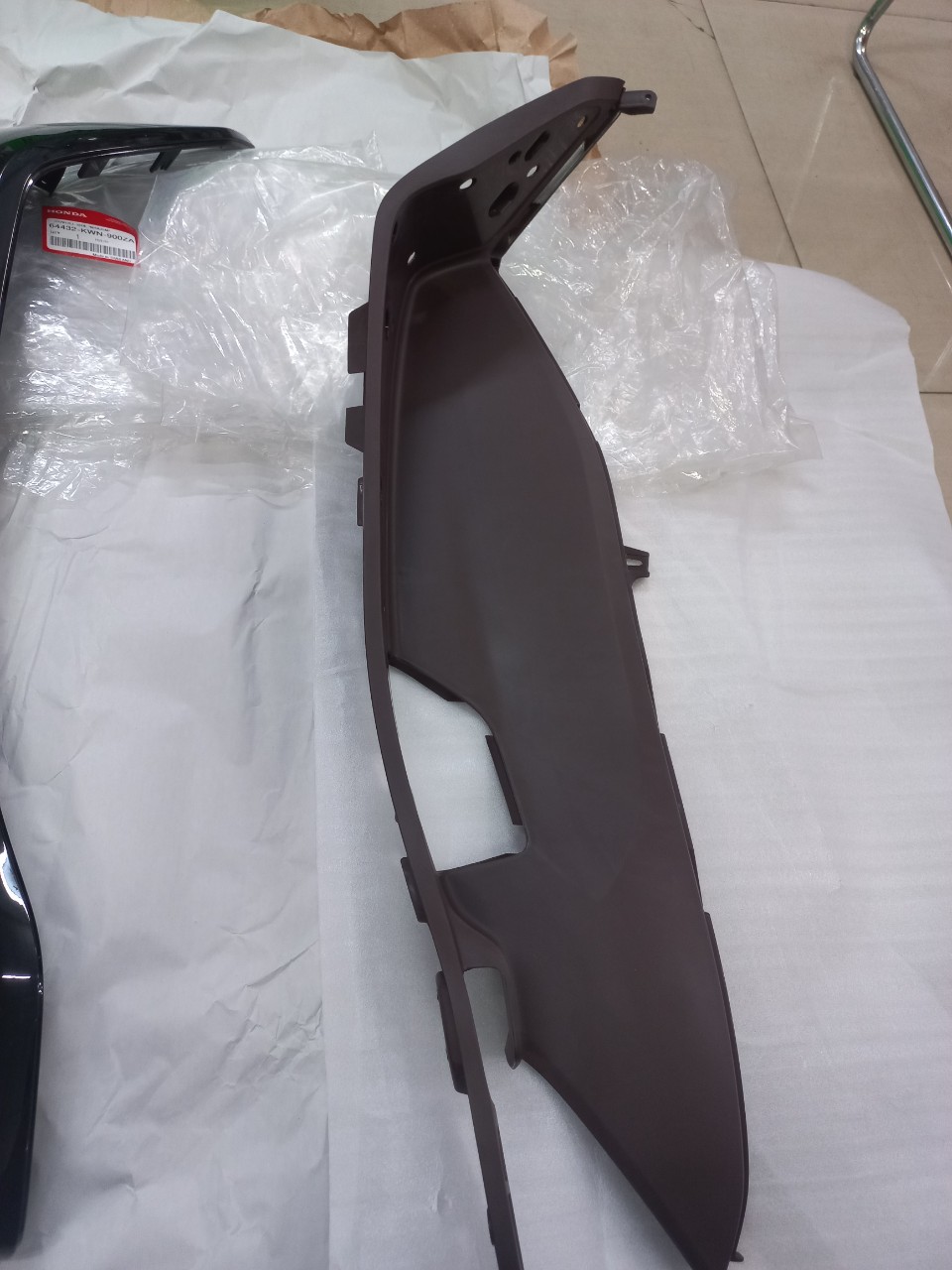 Bửng phải pcx . bửng trái pcx 2010 - 2013 màu đen