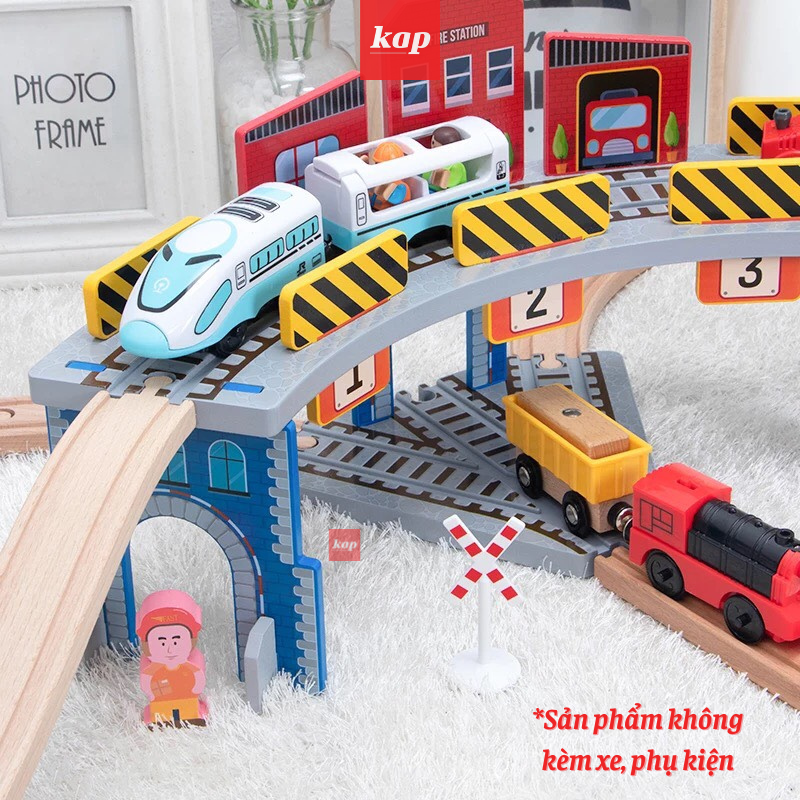 Trạm xe lửa 2 tầng (loại lớn) 17pcs, phụ kiện dành cho mô hình đường ray xe lửa gỗ