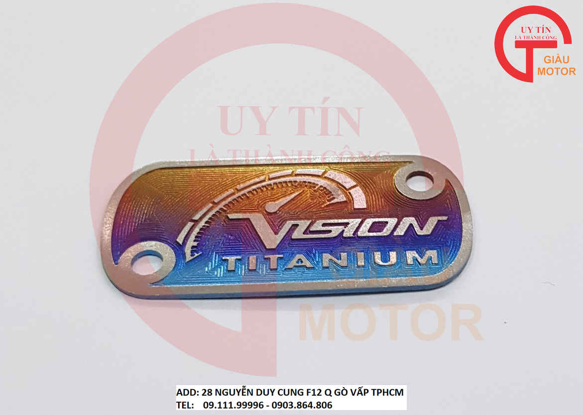 MIẾNG TEN TITAN DÁN NẮP BÌNH DẦU XE HONDA VISION