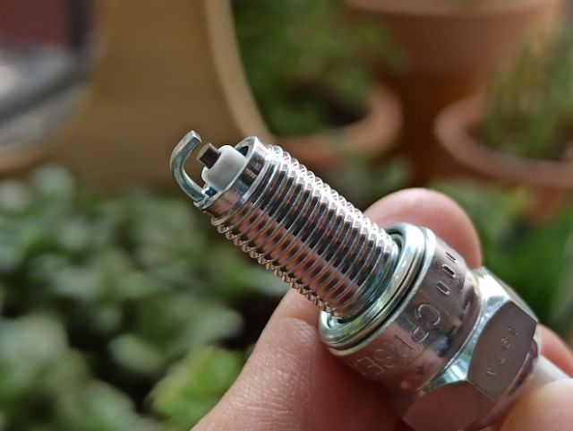 Yamaha NGK spark plugs cpr8ea-9