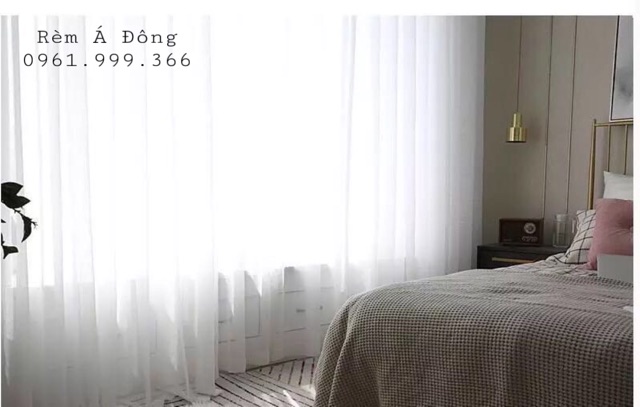 Rèm voan trắng