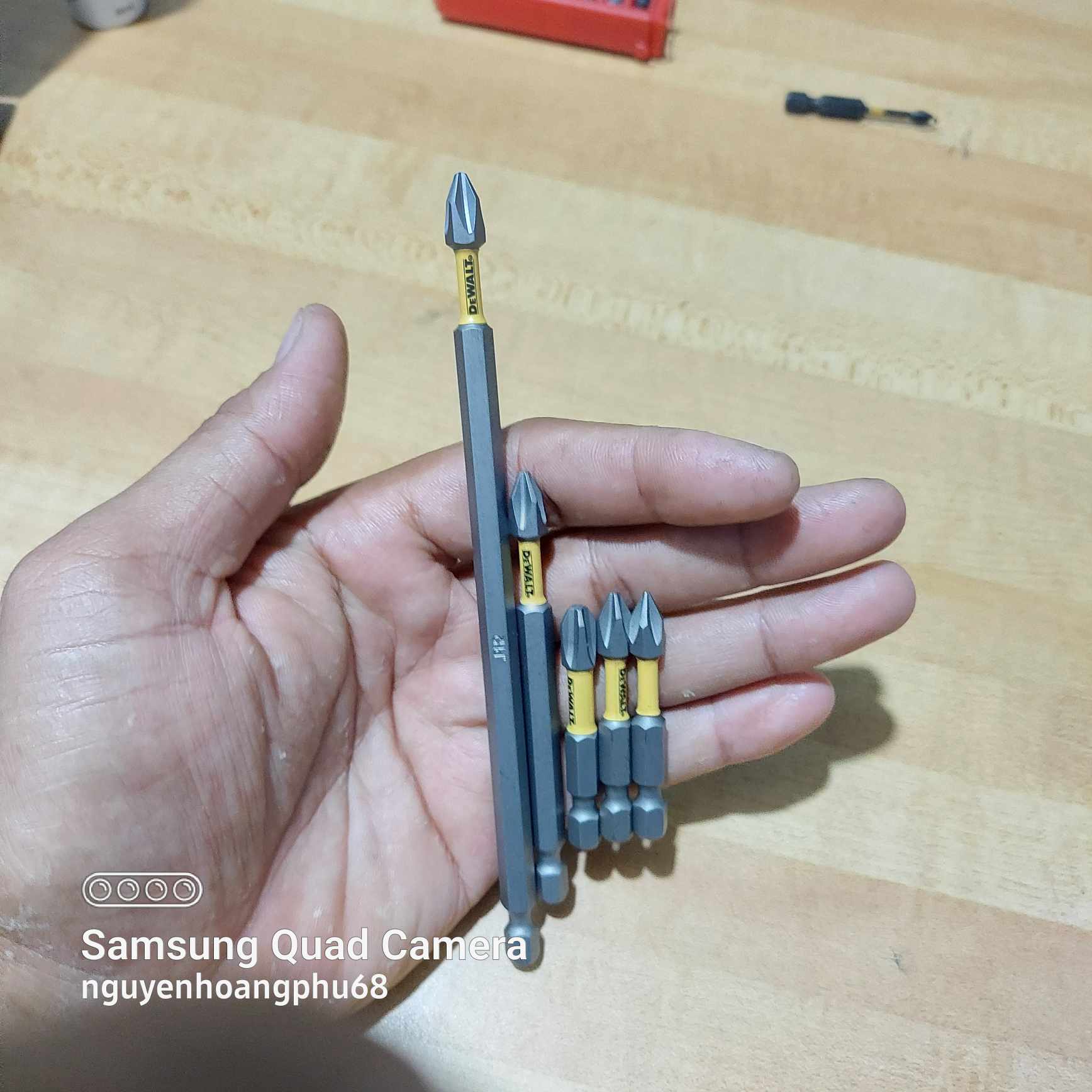 Bộ mũi vít đầu bắn vít Dewalt tem vàng