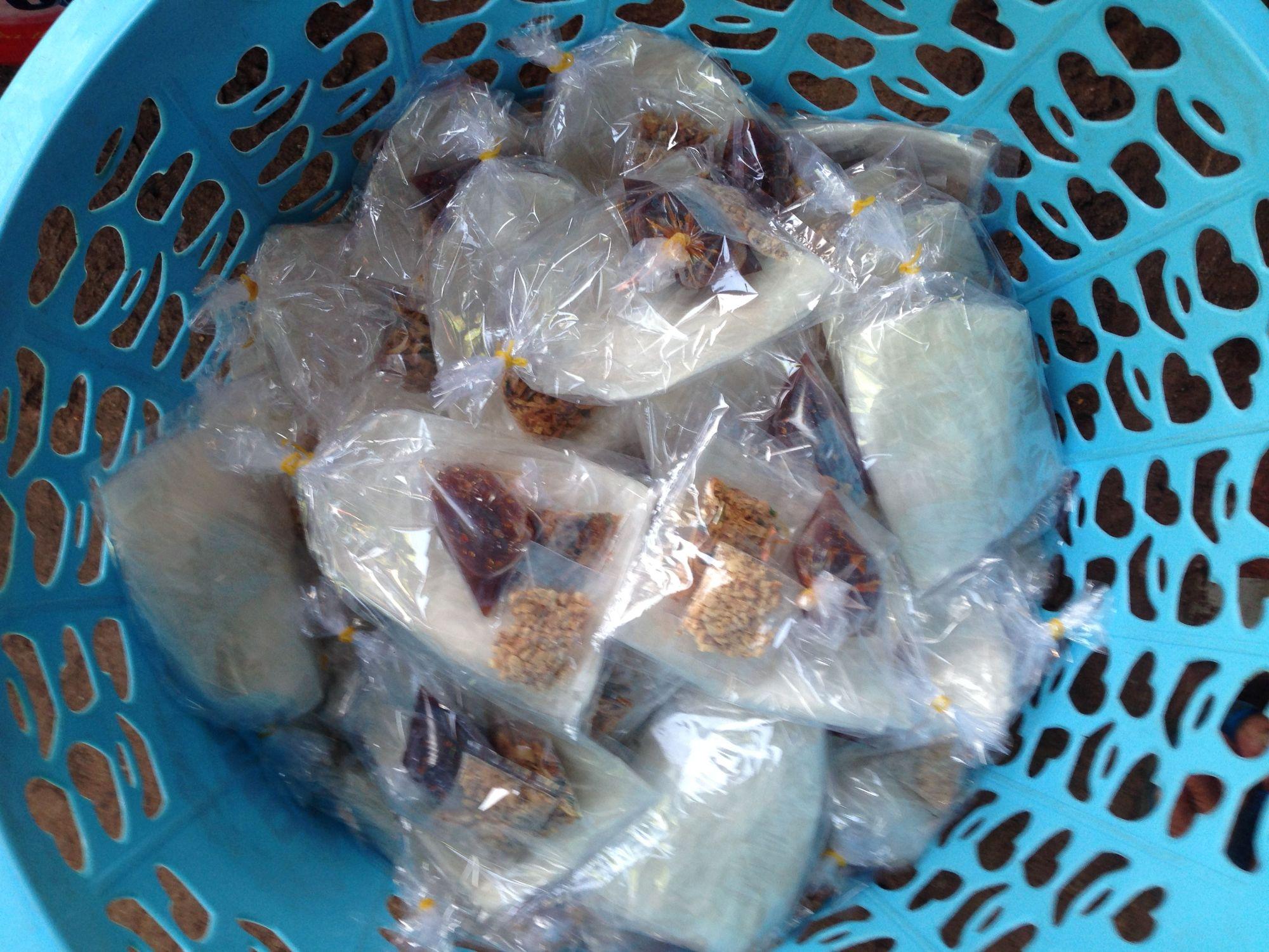 Combo 50 bịch bánh tráng đủ loại