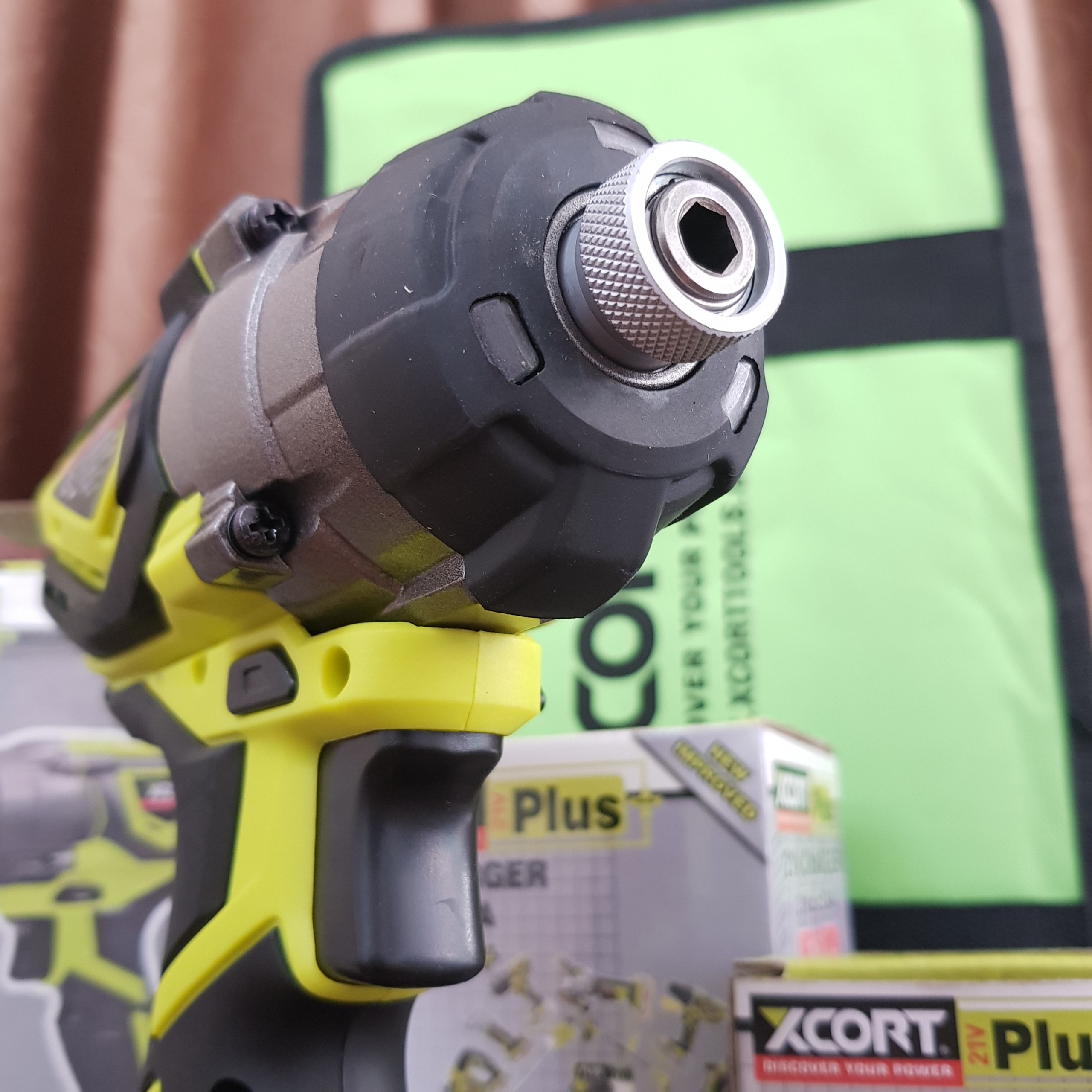 Máy vặn vít dùng pin-Máy vặn vít XCORT 20V MAX [CHÍNH HÃNG]