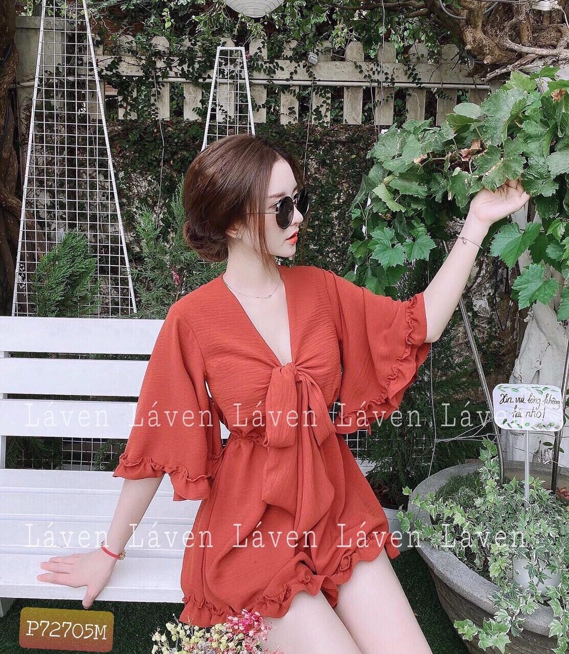 Jum quần đùi áo cổ V cột nơ