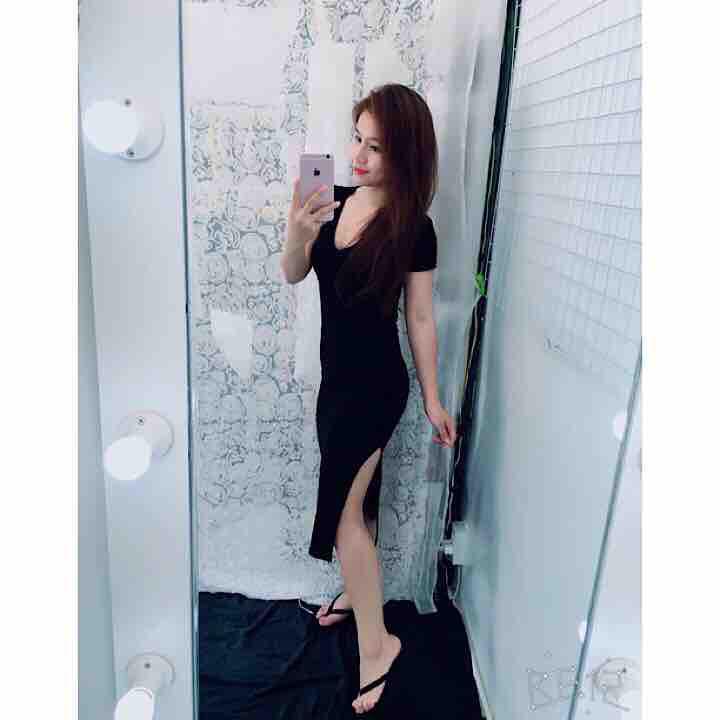 Đầm ôm body cổ tim, chất thun gân co giãn, freesize<54kg