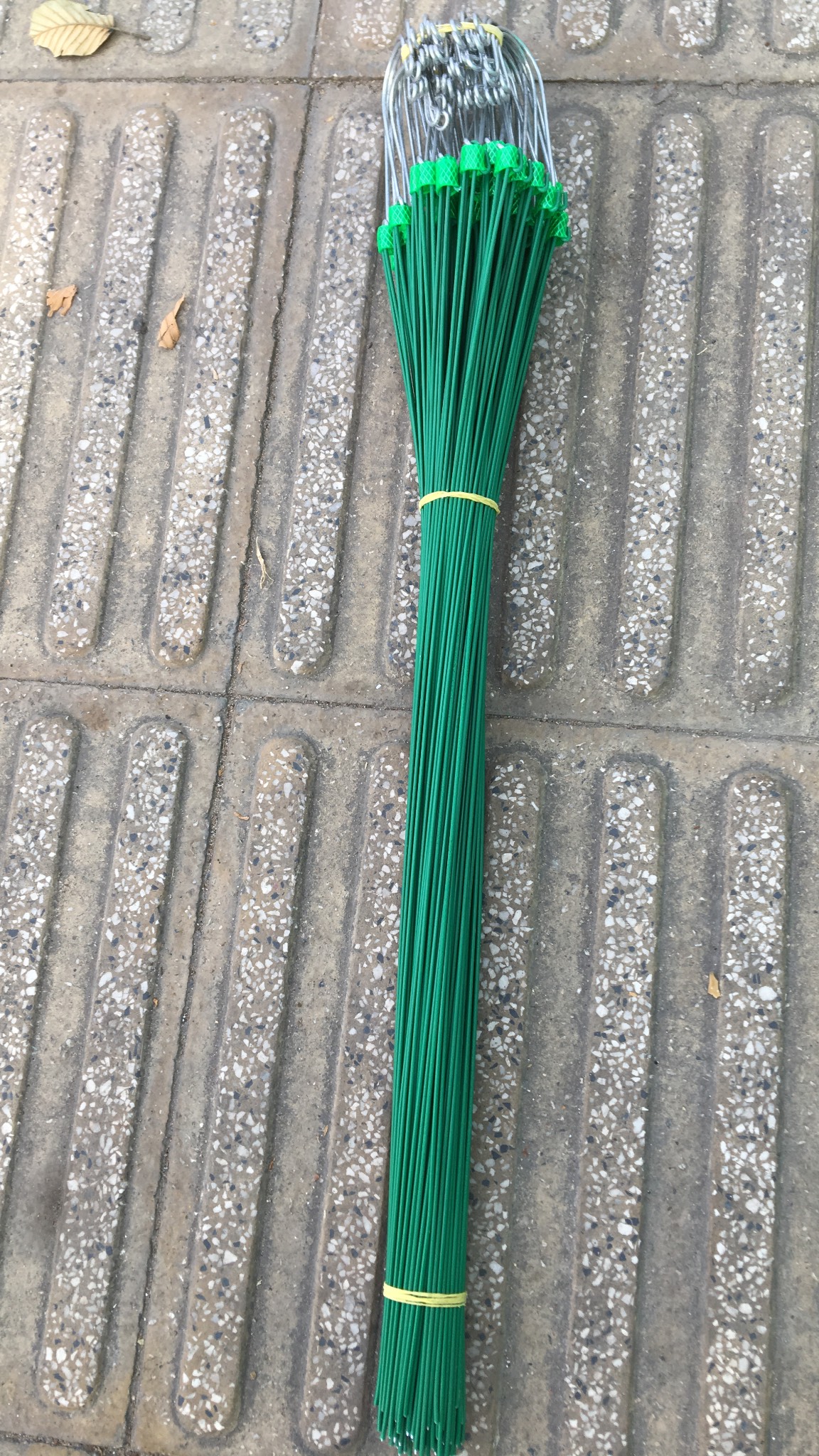 Dây móc treo chậu có bọc nhựa Xanh dài 60cm - 70 cm - 80cm- 10 cái