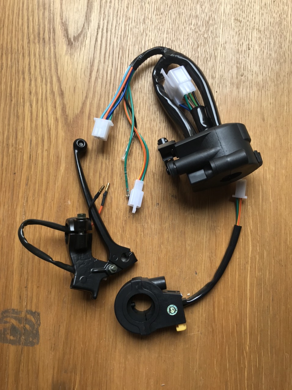 CÙM CÔNG TẮC TRÁI PHẢI WAVE NHỎ NHƯ WAVE @ 2001-2007,WAVE TRUNG QUỐC,LIÊN DOANH,WAVE ZX WAVE THÁI SẢN PHẨM LÊN ZIN KHÔNG CHẾ CHÁO SẢN PHẨM UY TÍN TỪ SH PHU TUNG TRÊN LAZADA