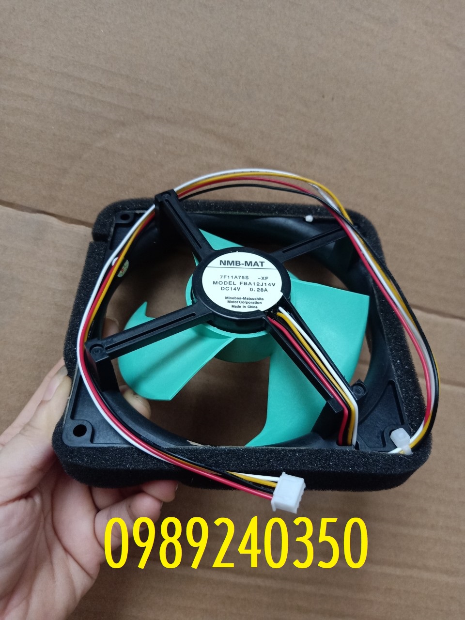 Quạt tủ lạnh DC 14V - 4 dây (hình vuông 12x12cm)