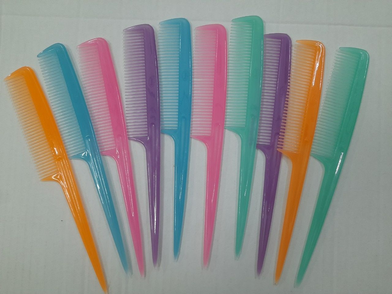 [01cây] lược chải tóc nhuộm tóc duỗi (nhiều màu) Shop giao màu ngẫu nhiên theo hình