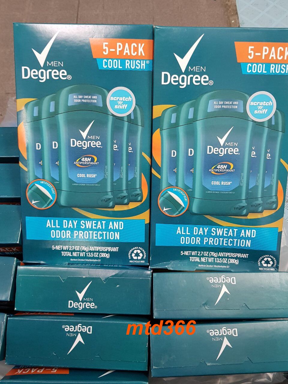 Lăn Khử Mùi 76g Degree Cool Rush