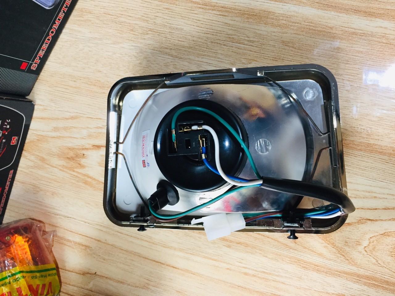 gáo chóa kính xe win100