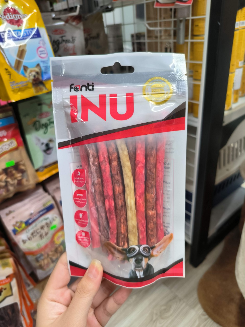 Que gặm sạch răng cho chó Munchy Fonti C28 120g