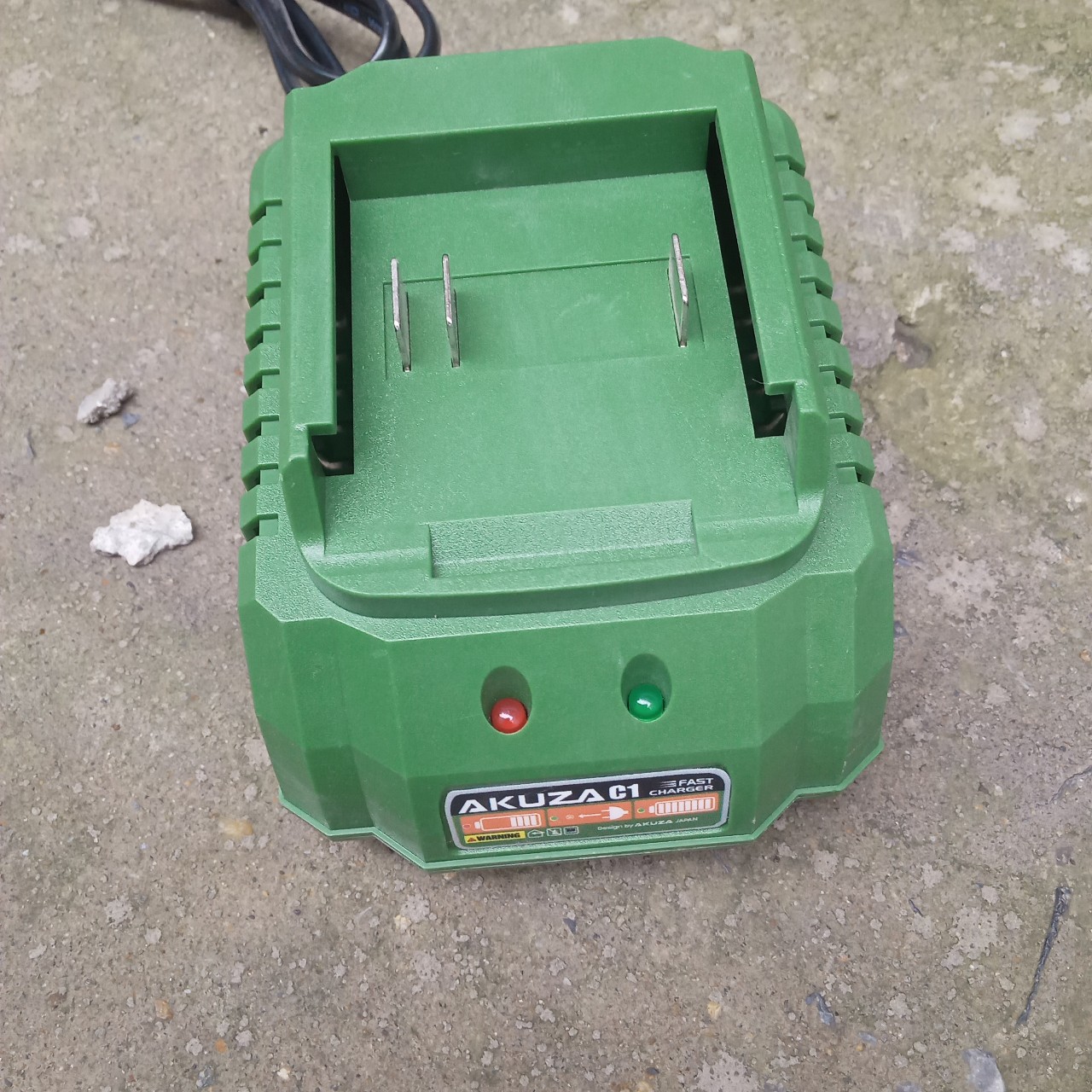 Đế sạc nhanh cho các dòng pin chân phổ thông