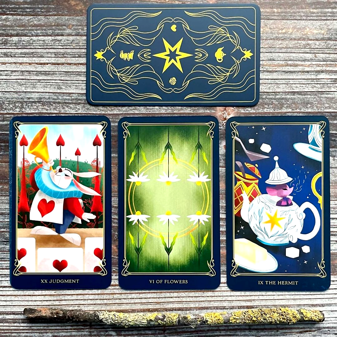 Bộ Bài Disney Alice in Wonderland Tarot (Mystic House Tarot Shop) - Bài Gốc Authentic Chính Hãng 100%