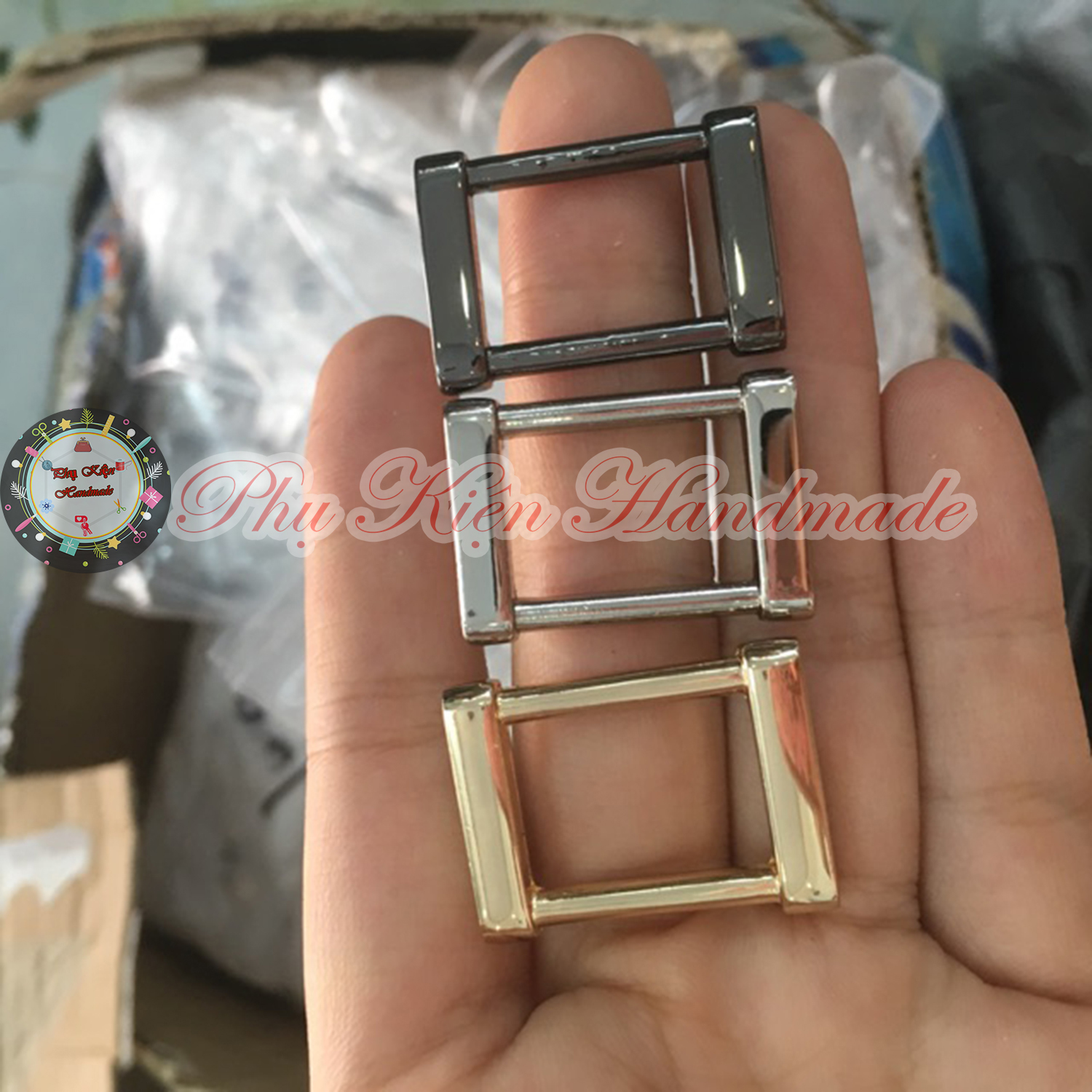Khoen chữ nhật dẹt 2cm (10k/ cái)