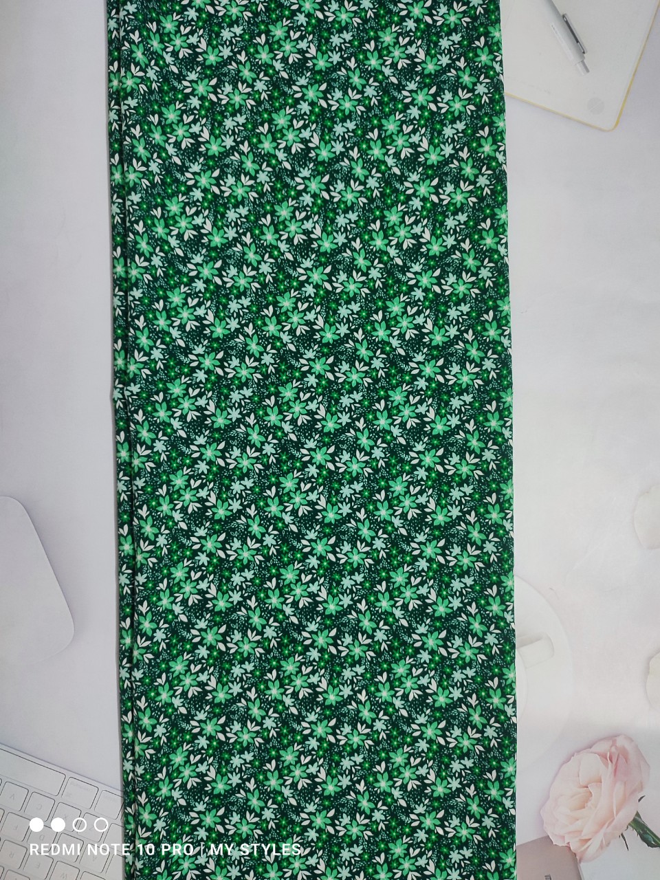 2m Vải lụa lạnh hoạ tiết hoa nhí (3) - lụa Mango chính phẩm