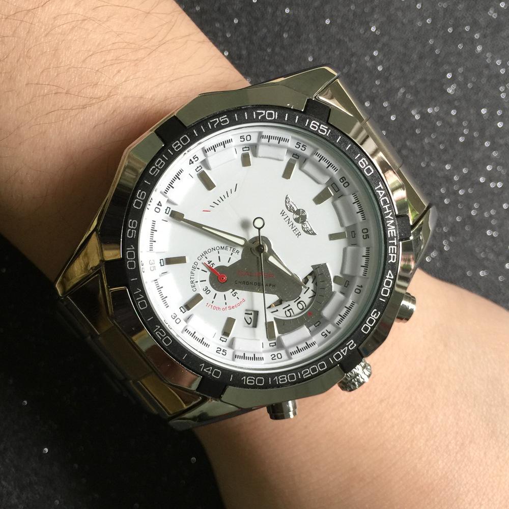 Đồng hồ cơ lộ máy có lịch ngày Winner W050