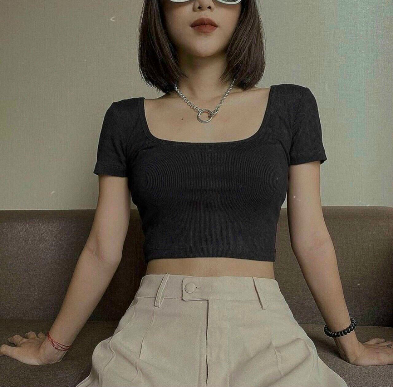 Áo croptop cột dây nơ phía sau