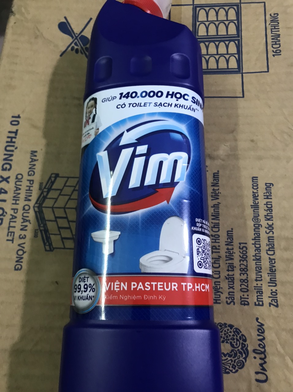 COMBO 2 CHAI TẨY RỬA VIM BỒN CẦU VÀ NHÀ TẮM XANH BIỂN 880ML