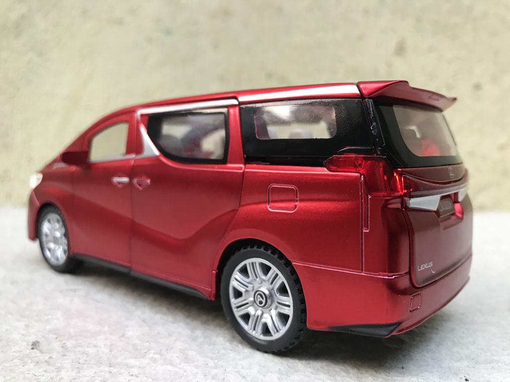 Mô hình xe ô tô LEXUS LM300 - 1:32