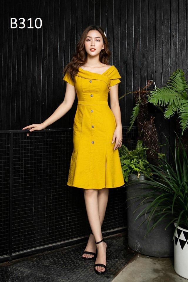 [HCM]  Đầm Xòe Cổ V Phối Nút Vàng BEYEU1688 - BY8140