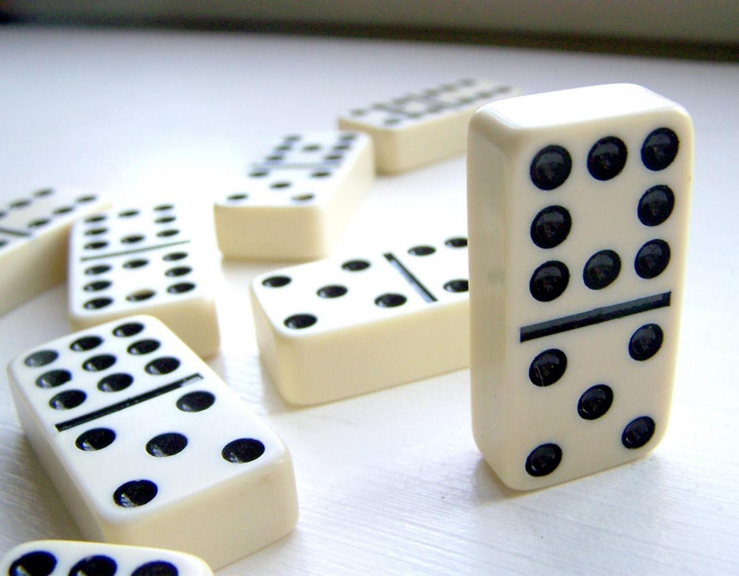 Bộ cờ domino thông minh