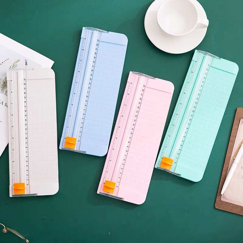 Bàn cắt giấy mini khổ A5 và A4 tiện lợi