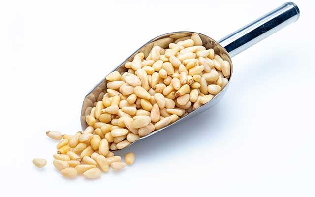 Nhân hạt thông Pine nuts 1kg