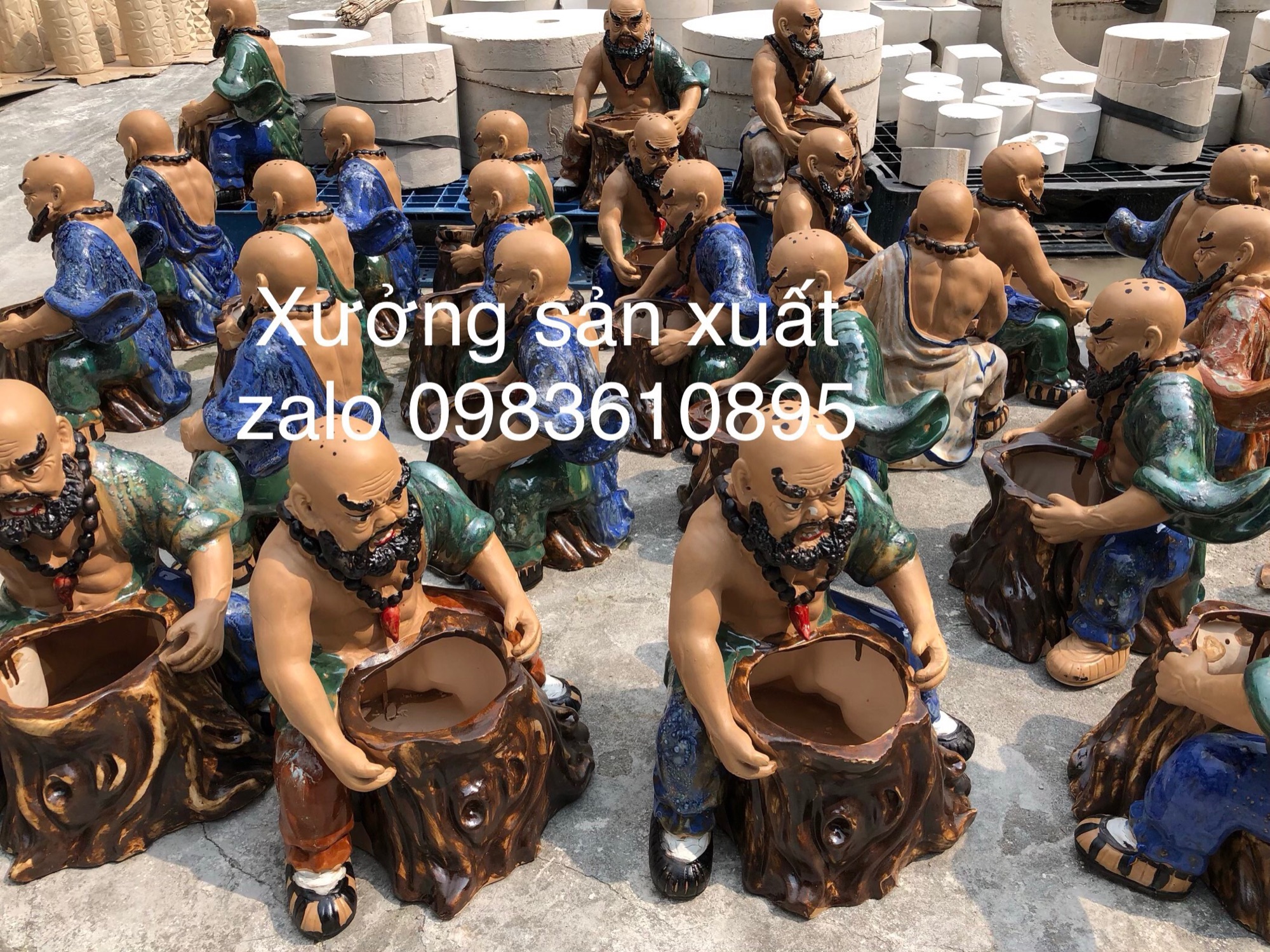 Tượng sứ trồng cây Lỗ Trí Thâm