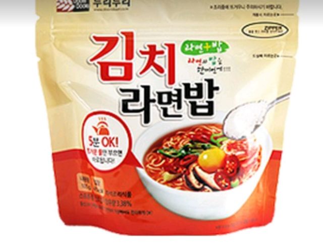 Mì + Cơm Trộn Ăn Liền Túi Zip (Kim Chi)