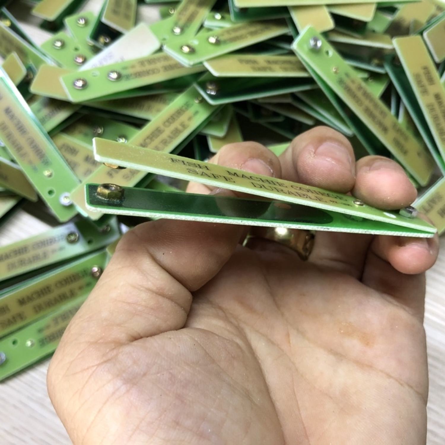 Cò Bóp Bằng Phíp Thủy Tinh