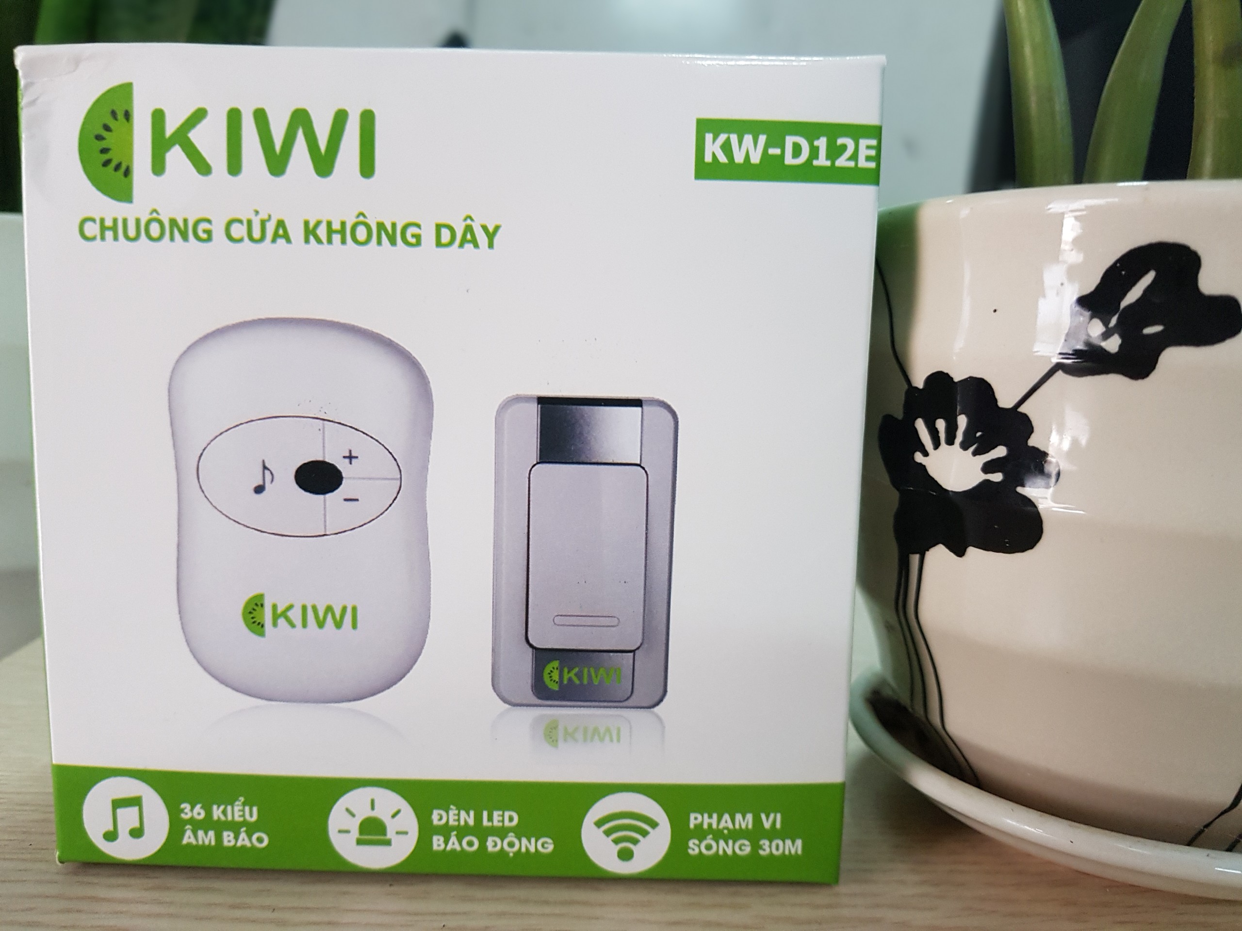 CHUÔNG CỬA KHÔNG DÂY KIWI KW-D12E