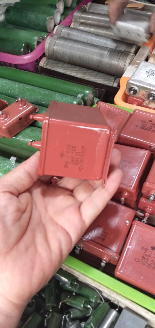 Tụ nga 2uf 1600v