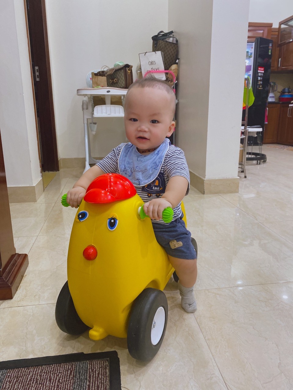 Xe chòi chân, bập bênh nhập khẩu BBT Global