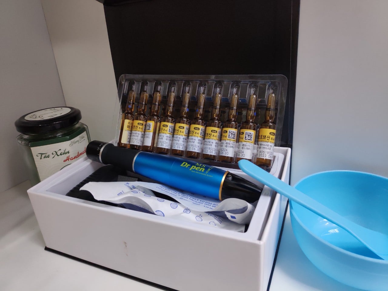 Combo Bộ cấy tảo (pen xanh tích điện + 5 kim nano + tảo + 1 vỉ vitamin c (10 ống) + 01 bộ bát thìa cọ)