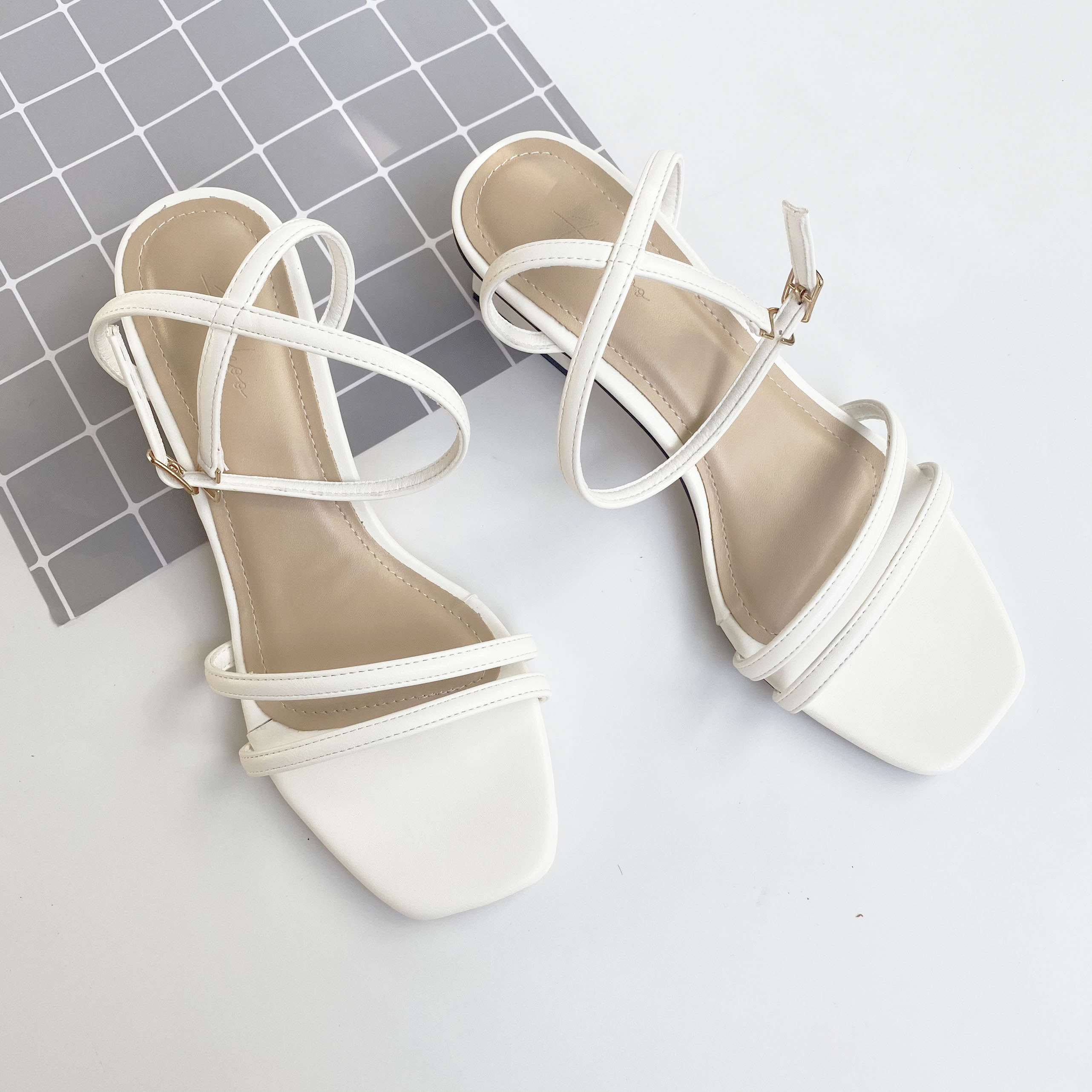 Giày sandal nữ cao cấp gót 4cm S043