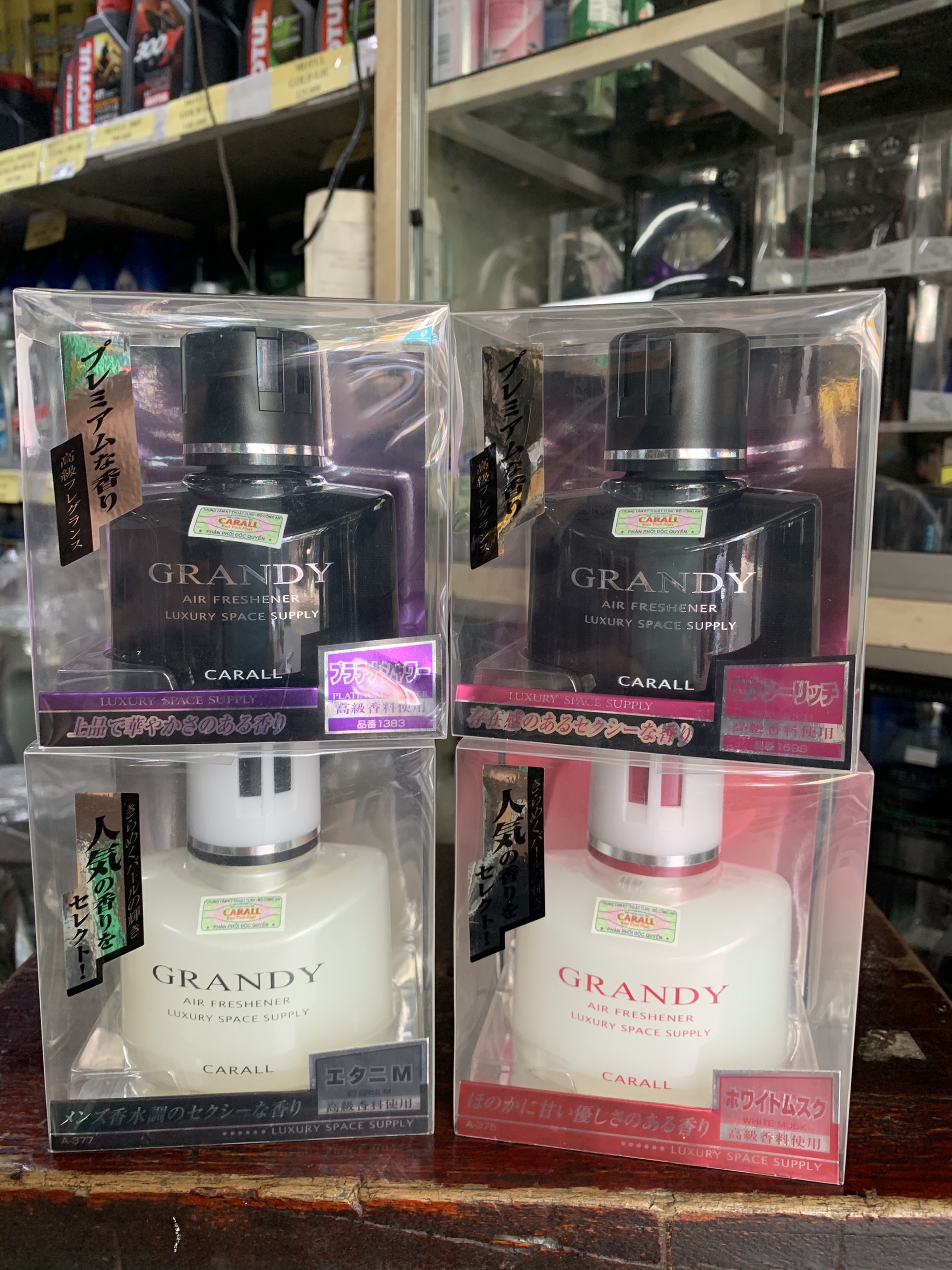 [HCM]NƯỚC HOA Ô TÔ GRANDY