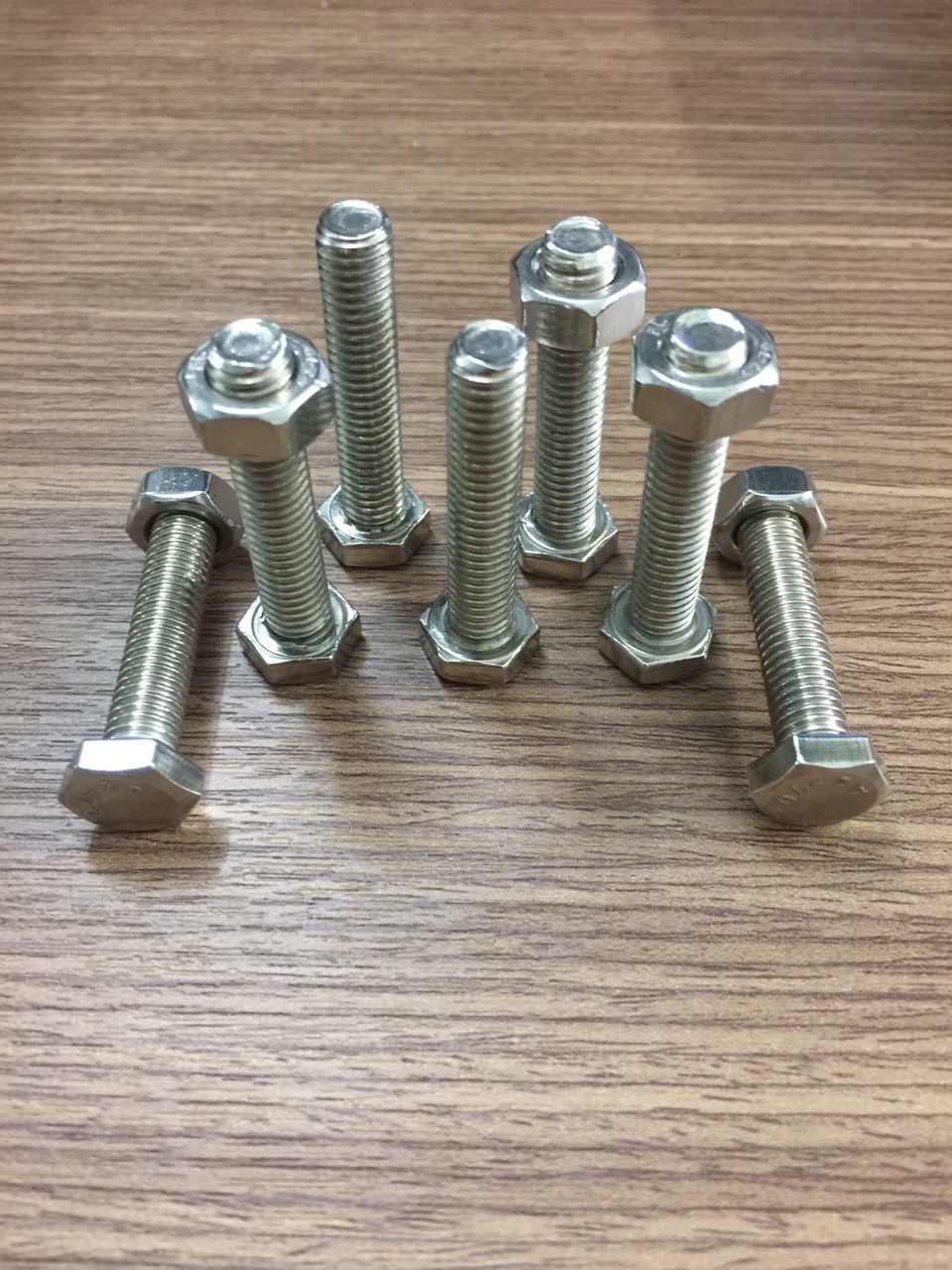 1 bịch 50 con bulong đai ốc inox 201 8x40 m.e hoàng khang