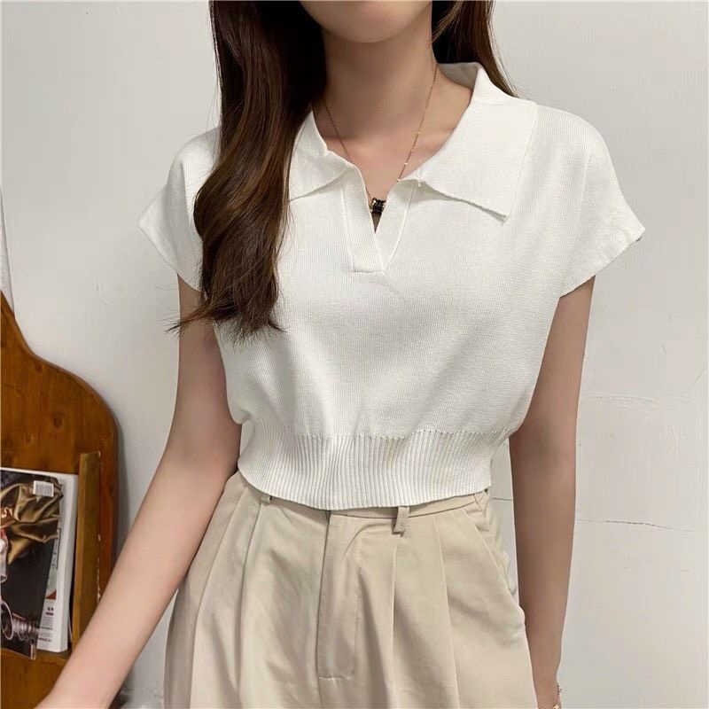 Áo croptop montoghi cổ bẻ trơn bo gấu