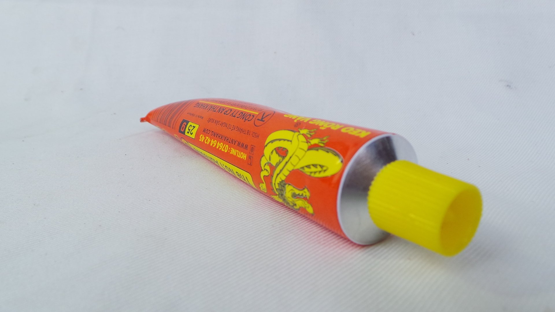 Keo Rồng Vàng P-66 tuýp 25g-110ml