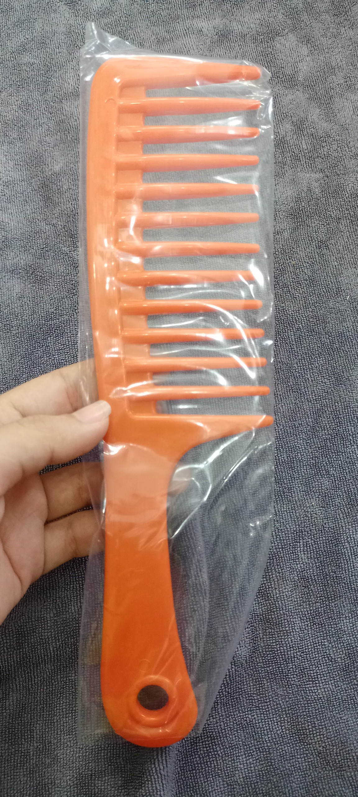 [HCM]1 lược chảy tóc răng thưa loại lớn - phulieutocthuduc