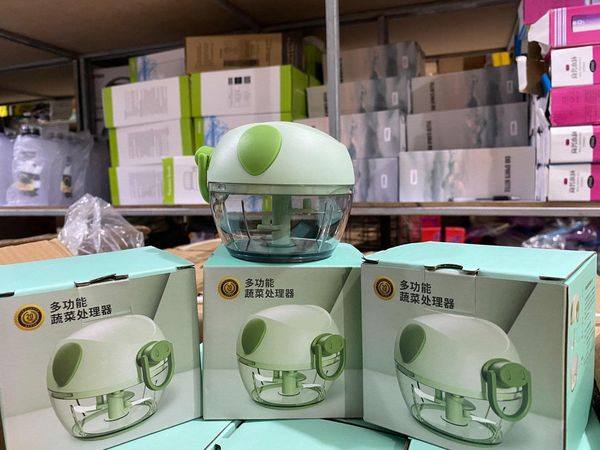 Dụng cụ xay tỏi, ớt, hành cầm tay hình heo tiện dụng